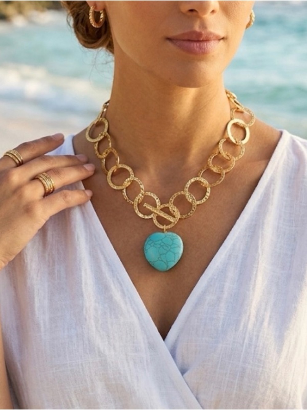 NWT ⚜️🩵⚜️ Camila Coelho Gorgeous Reconstituted Turquoise Necklace